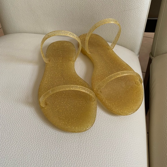❤️HP❤️NWOB Stuart Weitzman Sawyer Slide Sandal in Gold - Picture 10 of 16